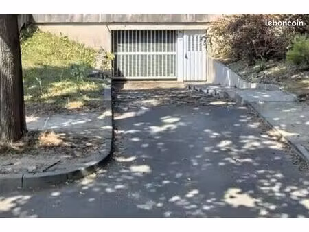 emplacement parking souterrain