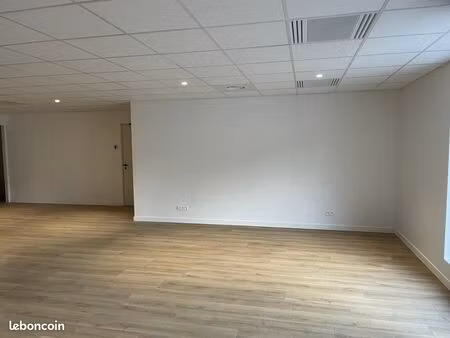 bureaux 88 m² annecy-le-vieux