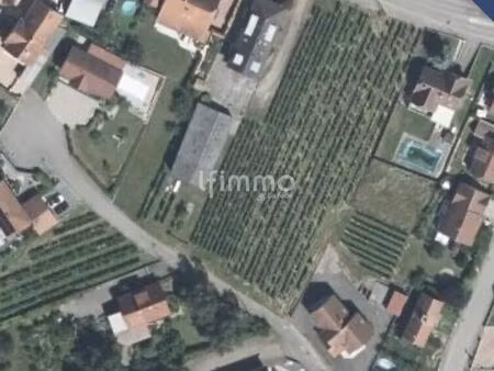 terrain 1077 m² nothalten