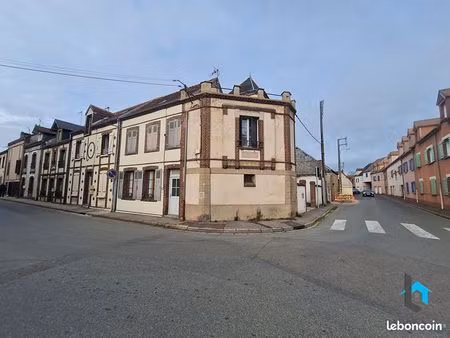 immeuble 6 pièces 110 m²