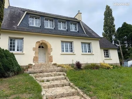 maison 9 pièces 158 m²
