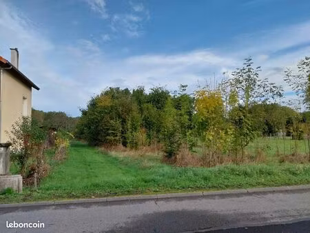 terrain 1102 m² exideuil