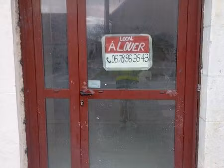 local commercial en travaux d'aménagement. idlocallocal■comprenant une salle d'attente  ca