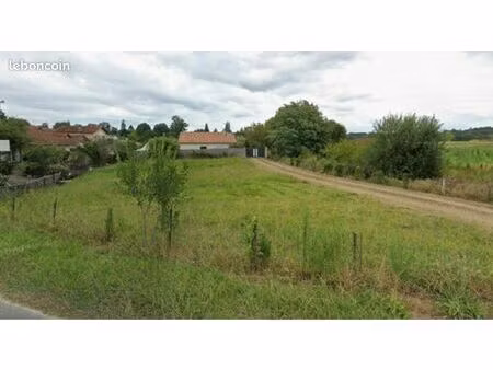 ensemble de terrains candresse