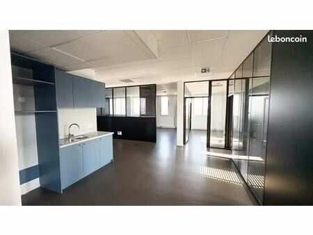 bureaux professionnels – 265 m² + 171 m² de terrasse – parc d’activités tertiaire