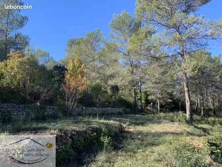 terrain 6630 m² cuers