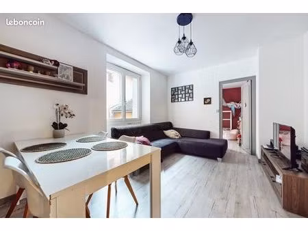 appartement 3 pièces 66 m²