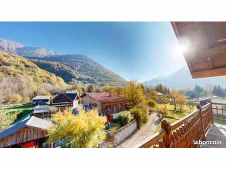 immeuble à vendre 437m2 – habitation + commerce – allemond (38114)