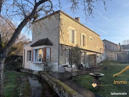 maison 5 pièces 200 m²