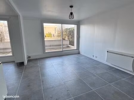 au cœur de bondoufle- appartement t3 en duplex d'environ 66m²