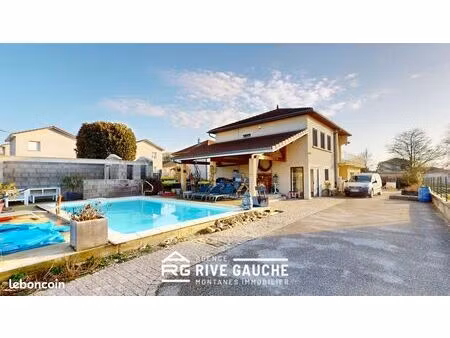 maison 6 pièces 192 m²