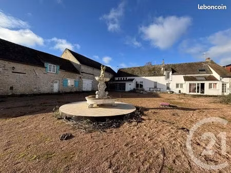 ferme 14 pièces 341 m²