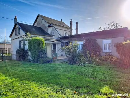 maison 6 pièces 150 m²