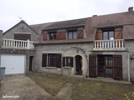 bel. maison de caractère  restauré../ proximité bonville . / 1h de paris