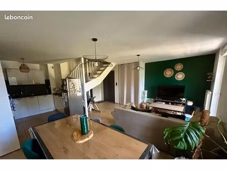 appartement 3 pièces 66m2