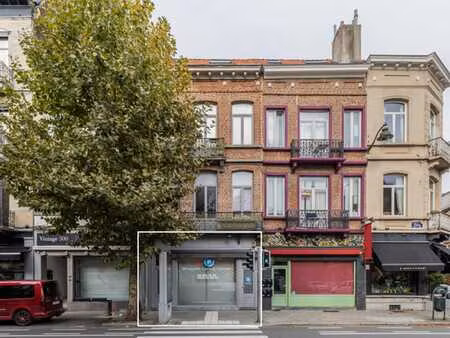 ixelles – lepoutre | commerce de prestige près du châtelain