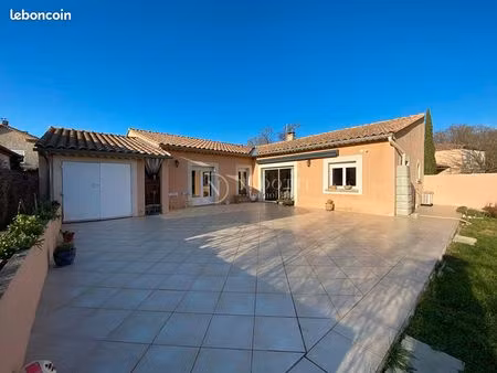 villa 6 pièces 145 m²