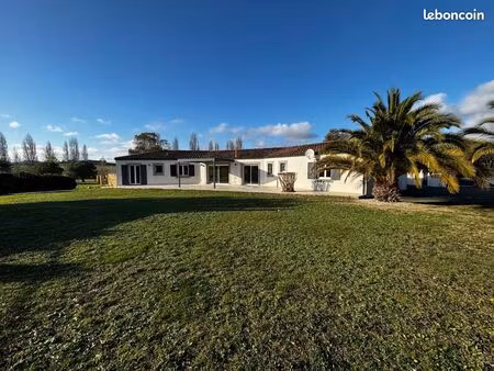 maison 7 pièces 206 m²