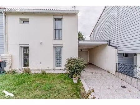 maison de ville 5 pièces 97 m²