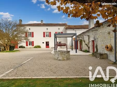 maison 7 pièces 186 m²