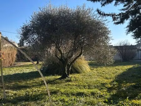 terrain viabilisé à camaret sur aygues