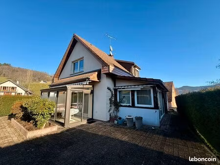 maison 9 pièces 151 m²