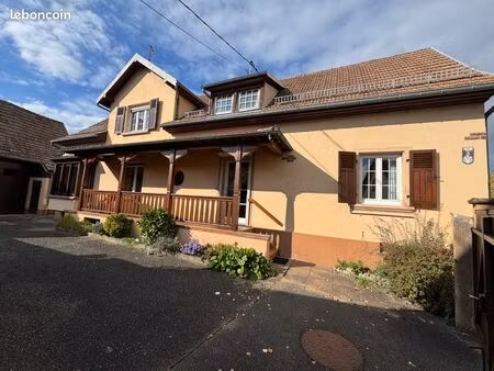 maison individuelle de 160m2 sur 6 10 ares avec dépendances