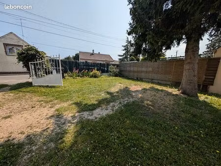 terrain 146 m² varreddes