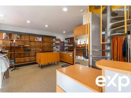 immeuble 183 m² salles