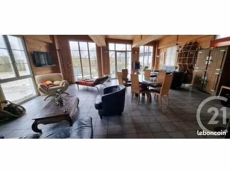 immeuble 900 m² cuisery