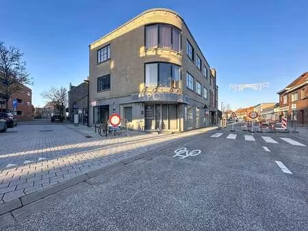 local commercial à louer à kuurne