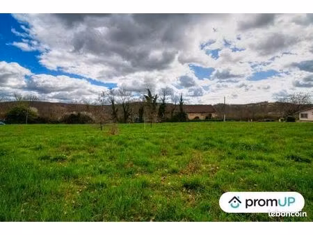 terrain 2 000 m² larrazet