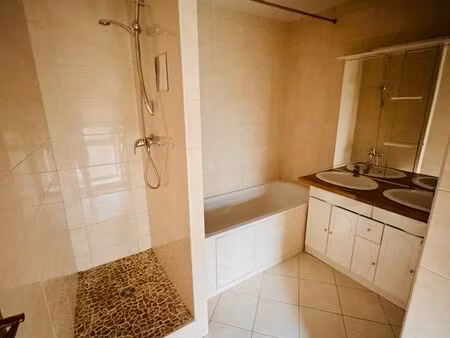 3/4 pièces duplex 1500m gare rer et sncf poissy