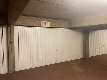 zeer ruime garagebox in het centrum van leuven