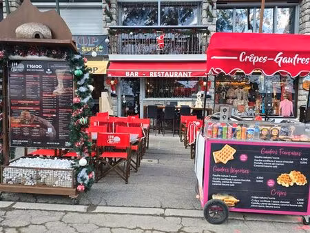 bar restaurant station ski