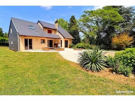 maison d'architecte gassan - 7 pièces - 156 m2-