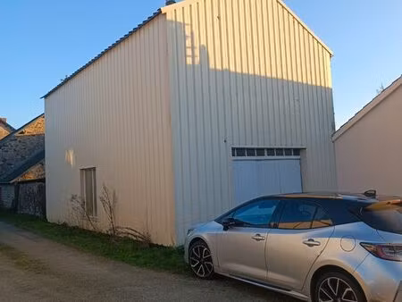 à vendre – ancien local artisanal avec permis de construire accordé