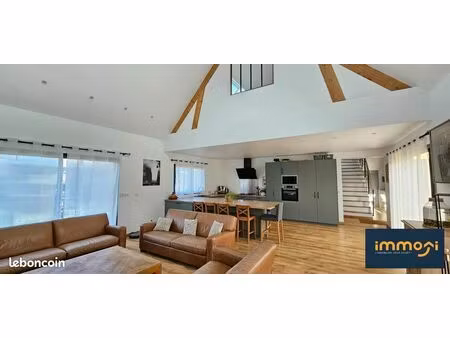 maison 5 pièces 149 m²