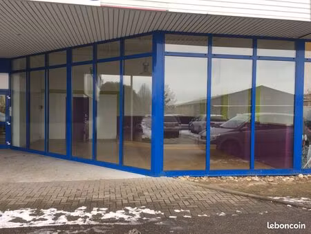 local vitrine - 60 m2