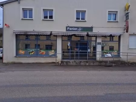 local commercial 176 m²