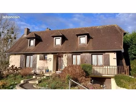 maison 8 pièces 150 m²