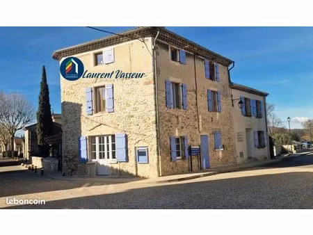 maison 9 pièces 500 m²