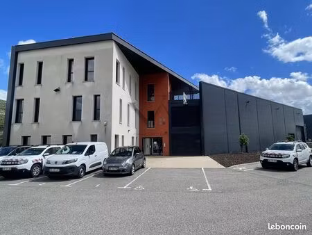 bureaux 185 m² malataverne