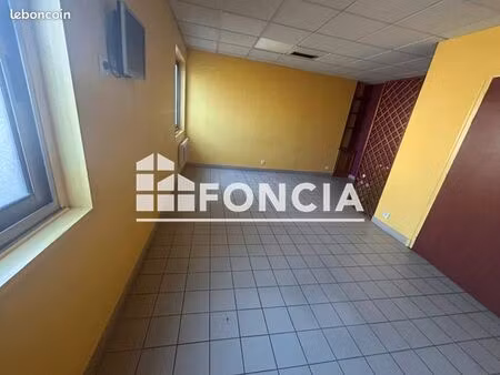 local commercial 23 m²