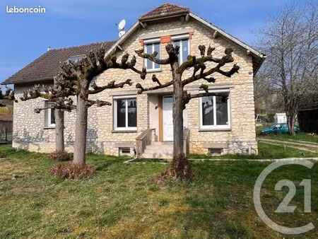 maison 6 pièces 150 m²