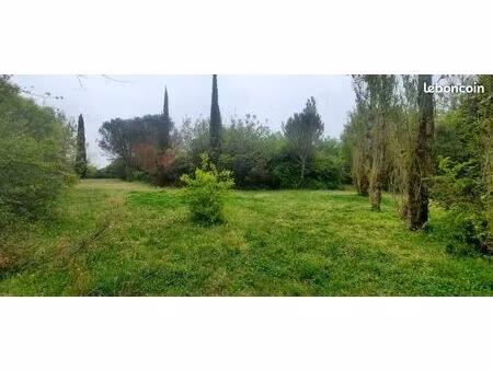 terrain 1 003 m² trebons sur la grasse