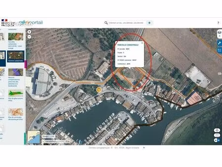 terrain 2 215 m² meze