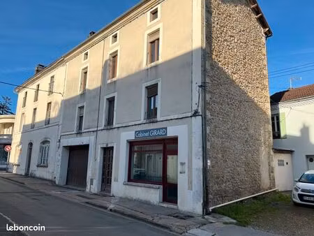 immeuble 421 m² thiviers