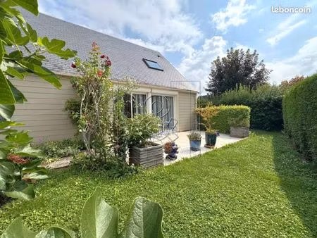 maison 5 pièces 150 m²