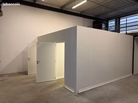 locaux d'activités cuisine industrielle - lobo- direct propriétaire - entrepôt - cellule c